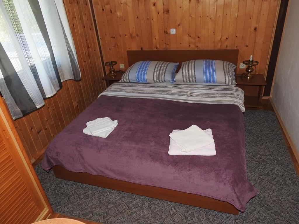 Ranch Farm Stay Rakovica Eksteriør bilde