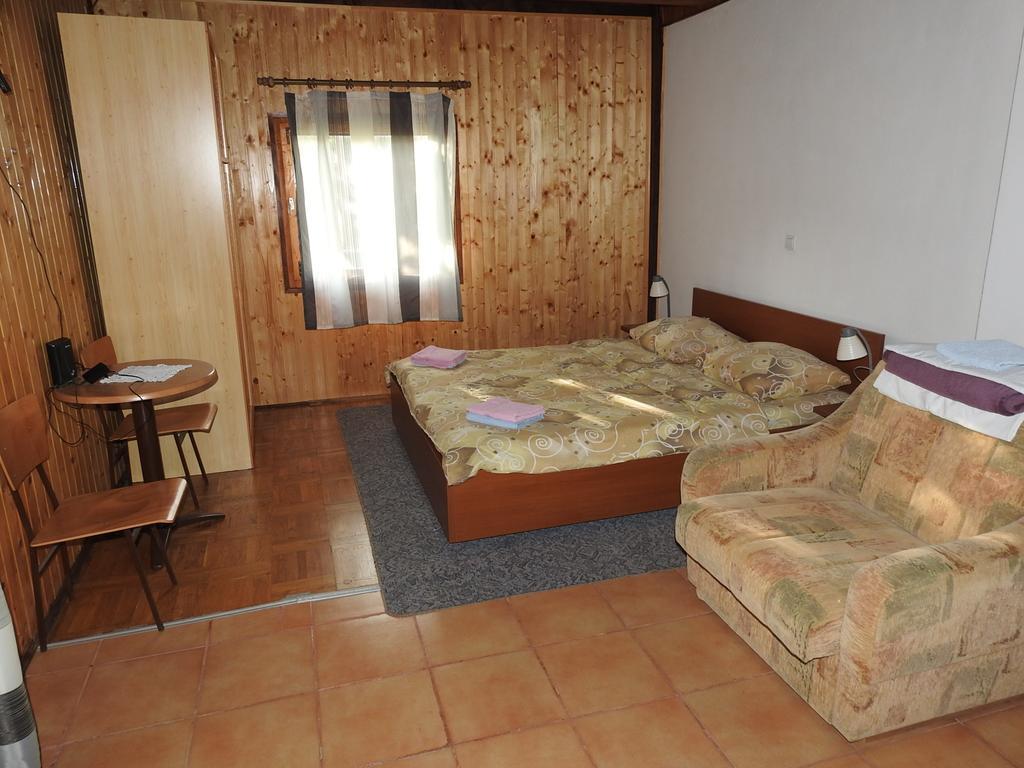 Ranch Farm Stay Rakovica Eksteriør bilde